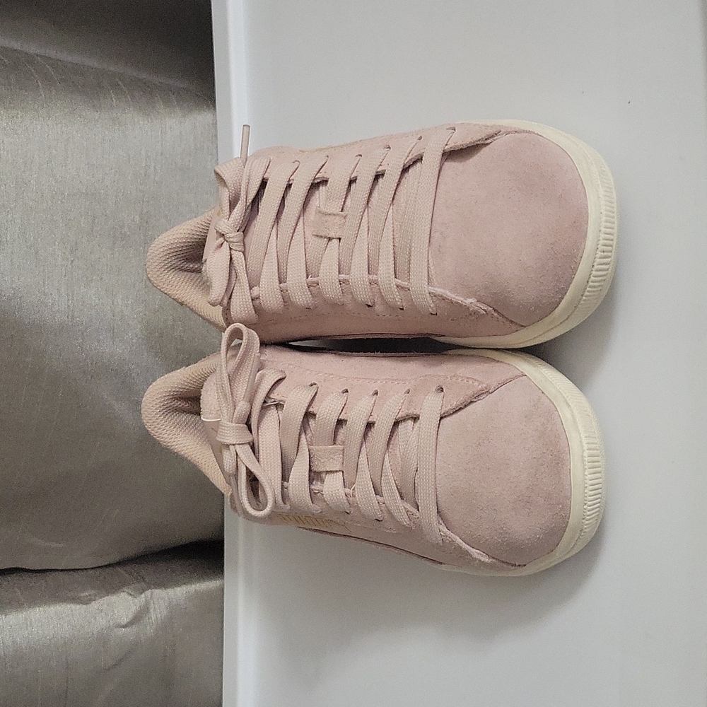 Puma Vikky AOS Sneakers, Pink Dogwood, Size 6